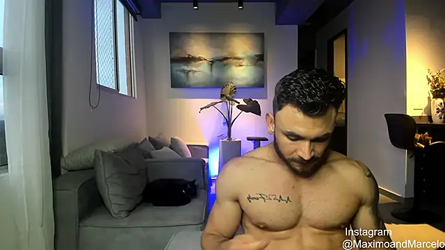 Snapshot of Maximo_Marcelo chatting on March 3, 2025, 11:03 pm Maximo Marcelo online show from March 3, 2025, 11:03 pm