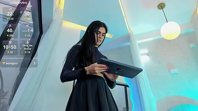 Venusflame   online show from November 10, 2025, 12:37 pm