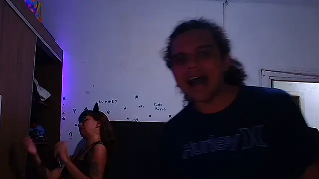 Snapshot of pepsicolacouple chatting on March 2, 2025, 5:33 am pepsicolacouple online show from March 2, 2025, 5:33 am