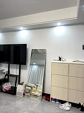 Snapshot of xyebobs chatting on September 9, 2025, 1:54 pm xyebobs online show from September 9, 2025, 1:54 pm