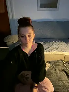 Stoner BarbieXX online show from February 1, 2025, 10:55 pm