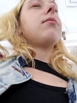 Public Katrisha online show from November 12, 2025, 3:56 pm