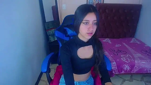 Snapshot of zoe_connor19 chatting on January 24, 2025, 8:00 pm zoe connor19 online show from January 24, 2025, 8:00 pm