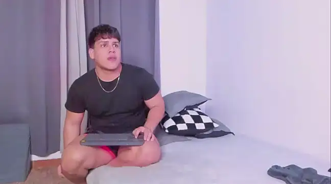 Snapshot of Khail68 chatting on January 19, 2025, 6:20 am Khail68 online show from January 19, 2025, 6:20 am