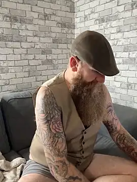 Snapshot of Ice_mannHH chatting on December 7, 2024, 10:28 pm Ice mannHH online show from December 7, 2024, 10:28 pm