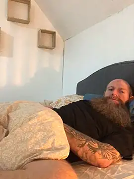 Snapshot of Ice_mannHH chatting on February 11, 2025, 10:50 pm Ice mannHH online show from February 11, 2025, 10:50 pm