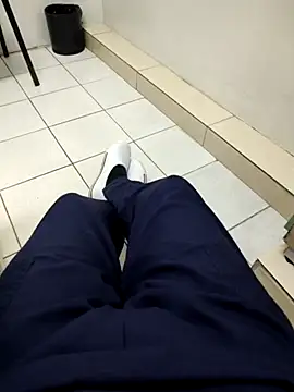 Snapshot of gatmoreno1 chatting on September 23, 2025, 4:43 pm gatmoreno1 online show from September 23, 2025, 4:43 pm