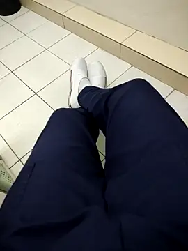 Snapshot of gatmoreno1 chatting on October 3, 2025, 4:26 pm gatmoreno1 online show from October 3, 2025, 4:26 pm