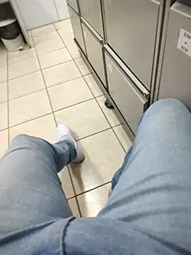 Snapshot of gatmoreno1 chatting on November 1, 2025, 11:23 am gatmoreno1 online show from November 1, 2025, 11:23 am