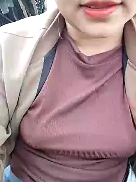 Betty20zx online show from December 28, 2024, 7:11 am