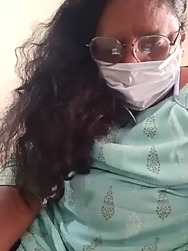 Snapshot of Pushpavathi_78 chatting on January 30, 2025, 11:33 am Pushpavathi 78 online show from January 30, 2025, 11:33 am