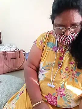 Snapshot of Pushpavathi_78 chatting on March 20, 2025, 11:27 am Pushpavathi 78 online show from March 20, 2025, 11:27 am