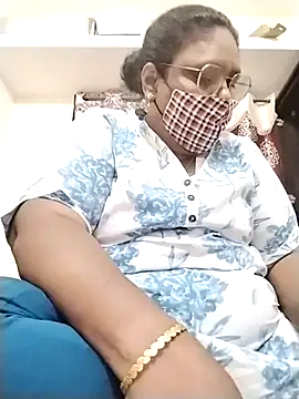 Snapshot of Pushpavathi_78 chatting on September 19, 2025, 12:39 pm Pushpavathi 78 online show from September 19, 2025, 12:39 pm