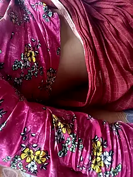 Snapshot of lakey91girl chatting on December 6, 2024, 8:37 am lakey91girl online show from December 6, 2024, 8:37 am