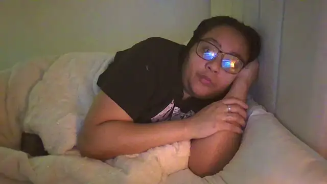 Snapshot of vanilla_chocolate23 chatting on December 31, 2024, 8:48 am vanilla chocolate23 online show from December 31, 2024, 8:48 am