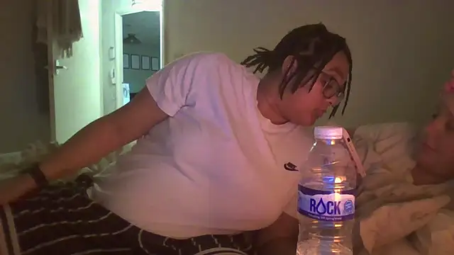 Snapshot of vanilla_chocolate23 chatting on January 7, 2025, 9:46 pm vanilla chocolate23 online show from January 7, 2025, 9:46 pm