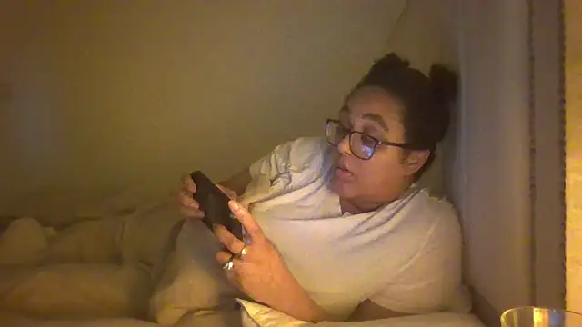 Snapshot of vanilla_chocolate23 chatting on February 6, 2025, 9:38 pm vanilla chocolate23 online show from February 6, 2025, 9:38 pm