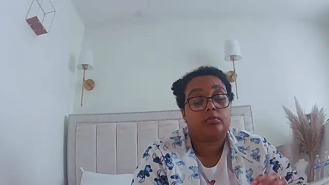 Snapshot of vanilla_chocolate23 chatting on September 12, 2025, 3:34 pm vanilla chocolate23 online show from September 12, 2025, 3:34 pm