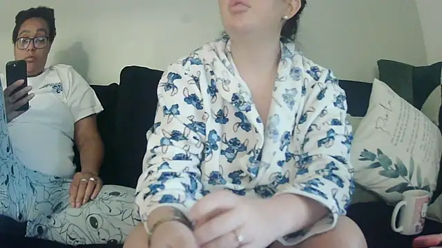 Snapshot of vanilla_chocolate23 chatting on September 18, 2025, 7:32 am vanilla chocolate23 online show from September 18, 2025, 7:32 am