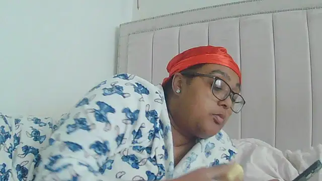 Snapshot of vanilla_chocolate23 chatting on October 3, 2025, 9:06 am vanilla chocolate23 online show from October 3, 2025, 9:06 am