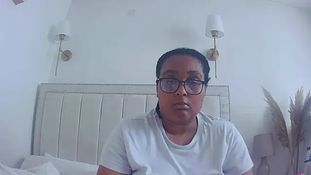 Snapshot of vanilla_chocolate23 chatting on October 9, 2025, 8:12 am vanilla chocolate23 online show from October 9, 2025, 8:12 am