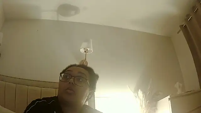 Snapshot of vanilla_chocolate23 chatting on November 7, 2025, 5:13 pm vanilla chocolate23 online show from November 7, 2025, 5:13 pm