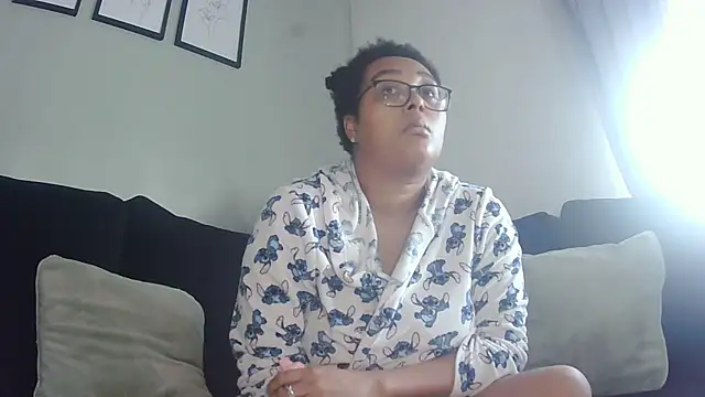 Snapshot of vanilla_chocolate23 chatting on November 13, 2025, 10:25 am vanilla chocolate23 online show from November 13, 2025, 10:25 am