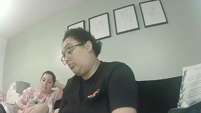 Snapshot of vanilla_chocolate23 chatting on November 23, 2025, 11:54 am vanilla chocolate23 online show from November 23, 2025, 11:54 am