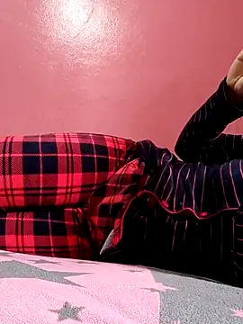 3ahhd online show from March 8, 2025, 4:06 pm