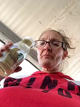 Snapshot of SweetVegasTits chatting on February 24, 2025, 7:09 pm SweetVegasTits online show from February 24, 2025, 7:09 pm