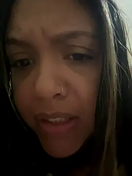 Snapshot of flowerousy chatting on September 10, 2025, 11:43 am flowerousy online show from September 10, 2025, 11:43 am