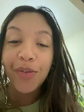 Snapshot of flowerousy chatting on October 6, 2025, 2:09 am flowerousy online show from October 6, 2025, 2:09 am