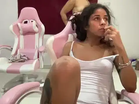 Susandolls online show from January 9, 2025, 11:34 pm