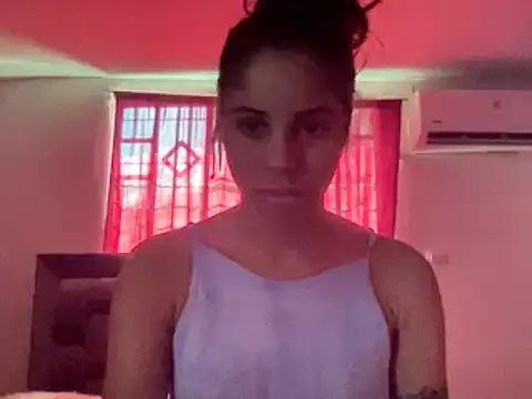 Susandolls online show from January 14, 2025, 3:36 pm