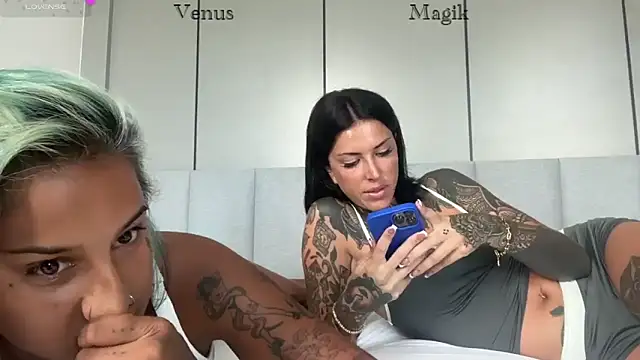 Snapshot of venus-magik chatting on September 21, 2025, 6:26 am venus-magik online show from September 21, 2025, 6:26 am