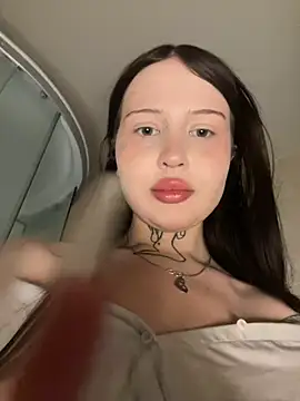 kate8ketee8 online show from February 20, 2025, 8:25 pm