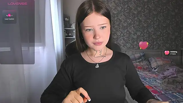 kate8ketee8 online show from October 5, 2025, 11:19 am