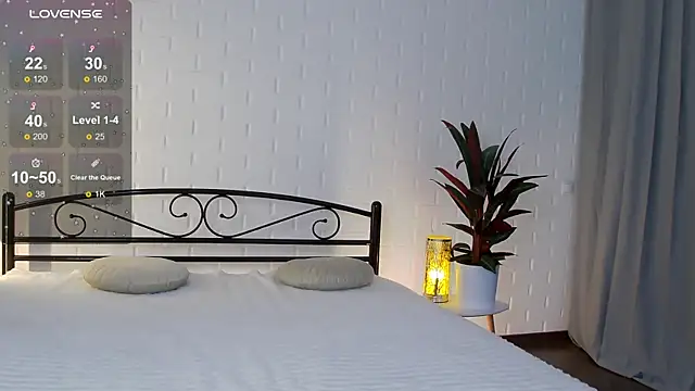 CherryJ  online show from January 29, 2025, 7:36 am