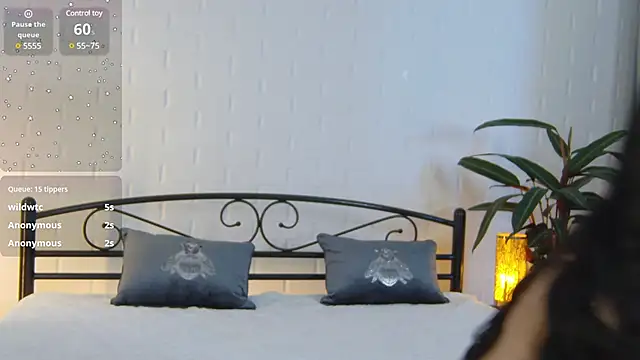 CherryJ  online show from March 21, 2025, 12:06 pm