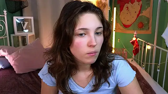 Snapshot of cherry_lea chatting on December 21, 2024, 7:27 pm cherry lea online show from December 21, 2024, 7:27 pm