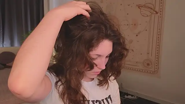 Snapshot of cherry_lea chatting on January 8, 2025, 4:22 pm cherry lea online show from January 8, 2025, 4:22 pm