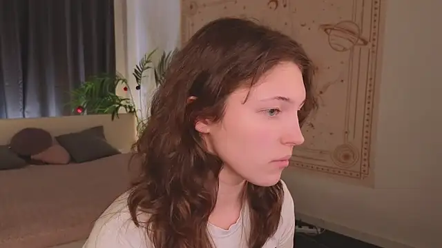 Snapshot of cherry_lea chatting on January 8, 2025, 7:24 pm cherry lea online show from January 8, 2025, 7:24 pm