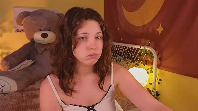 Snapshot of cherry_lea chatting on March 2, 2025, 7:45 pm cherry lea online show from March 2, 2025, 7:45 pm