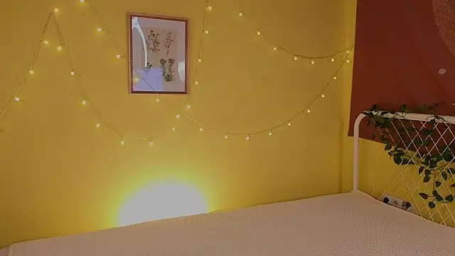 Snapshot of cherry_lea chatting on October 2, 2025, 5:42 pm cherry lea online show from October 2, 2025, 5:42 pm