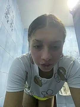 Snapshot of Andi9_ chatting on February 23, 2025, 5:56 am Andi9  online show from February 23, 2025, 5:56 am