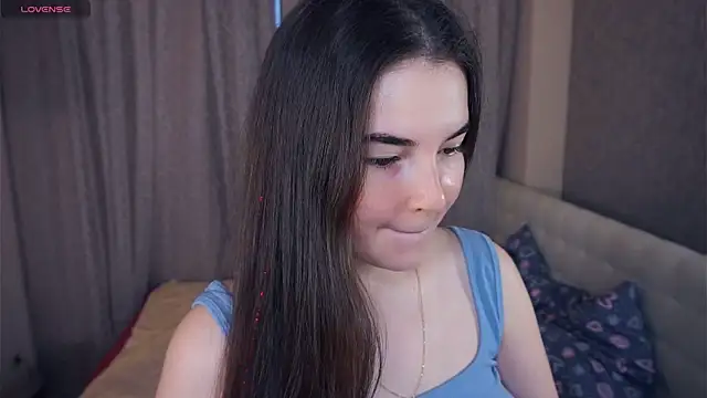 CathrynDail online show from November 6, 2025, 6:03 am