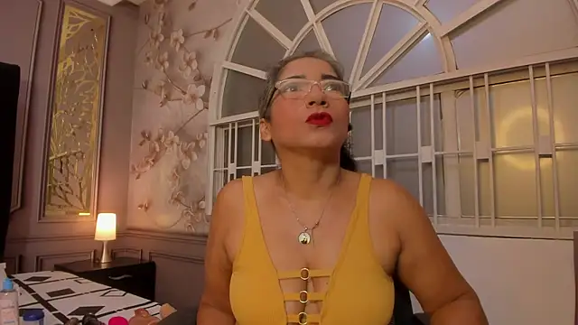 Snapshot of mature_bigass__ chatting on December 31, 2024, 1:15 am mature bigass online show from December 31, 2024, 1:15 am