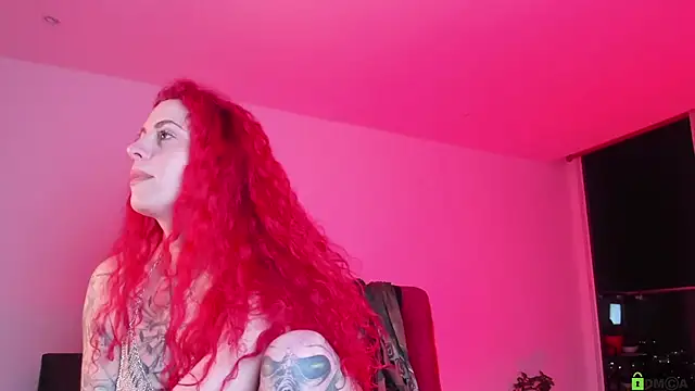 Snapshot of Borbala_Iggy chatting on February 23, 2025, 4:57 pm Borbala Iggy online show from February 23, 2025, 4:57 pm