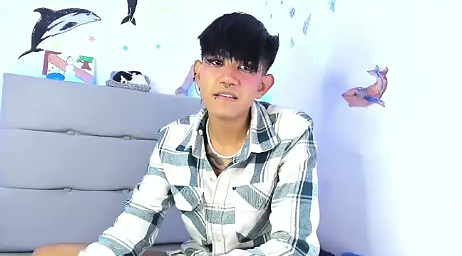 andrew uwu  online show from December 7, 2024, 4:20 am