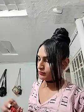 Pussycat 9999 online show from December 24, 2024, 1:17 pm